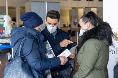 VACCINAZIONE PROFUGHI UCRAINA FERRARA