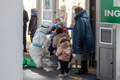 VACCINAZIONE PROFUGHI UCRAINA FERRARA