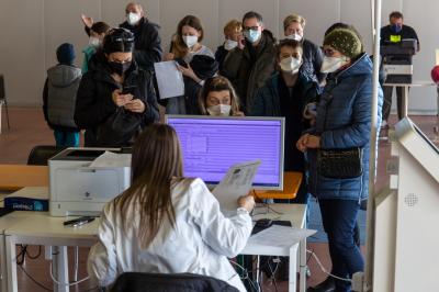 VACCINAZIONE PROFUGHI UCRAINA FERRARA