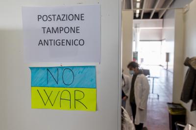 VACCINAZIONE PROFUGHI UCRAINA FERRARA