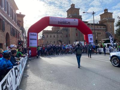 CICLISMO GRAN FONDO PO FERRARA