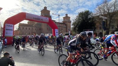 CICLISMO GRAN FONDO PO FERRARA