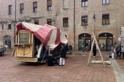 GIOSTRA PIAZZA MUNICIPALE FERRARA