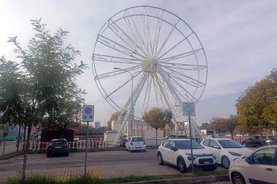 RUOTA PANORAMICA IL CASTELLO FERRARA