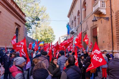 PRESIDIO SINDACATI PREFETTURA FERRARA