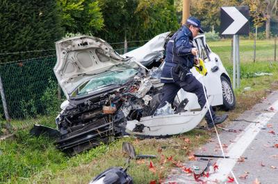 INCIDENTE SCONTRO AUTO CAMION ARGENTA