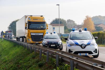 INCIDENTE SCONTRO AUTO CAMION ARGENTA