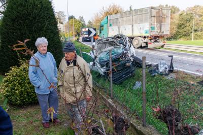 INCIDENTE SCONTRO AUTO CAMION ARGENTA