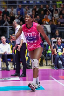 REALE MUTUA FENERA CHIERI - ALLIANZ VERO VOLLEY MILANO