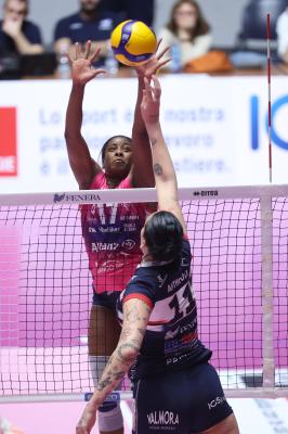 REALE MUTUA FENERA CHIERI - ALLIANZ VERO VOLLEY MILANO