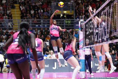 REALE MUTUA FENERA CHIERI - ALLIANZ VERO VOLLEY MILANO