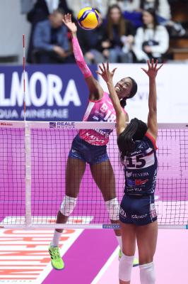 REALE MUTUA FENERA CHIERI - ALLIANZ VERO VOLLEY MILANO