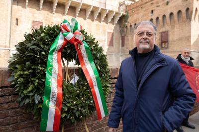 DEPOSIZIONE FIORI MURETTO CASTELLO