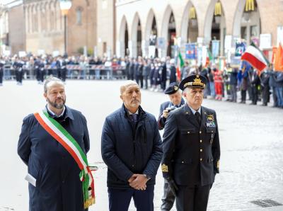 FESTA 25 APRILE FERRARA