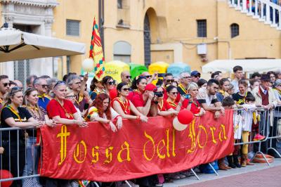 PALIO BANDIERE RAGAZZI FERRARA