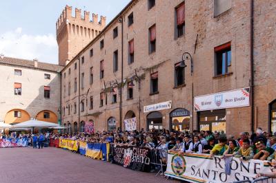 PALIO BANDIERE RAGAZZI FERRARA