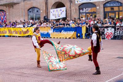 PALIO BANDIERE RAGAZZI FERRARA