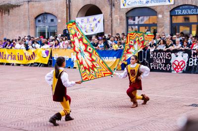 PALIO BANDIERE RAGAZZI FERRARA