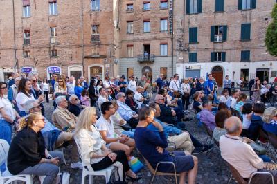 COMIZIO CARLO CALENDA AZIONE FERRARA