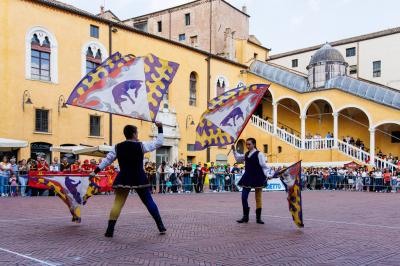 PALIO BANDIERE RAGAZZI FERRARA