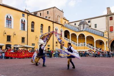 PALIO BANDIERE RAGAZZI FERRARA