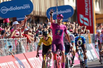 GIRO D'ITALIA A CENTO