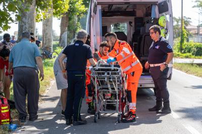 INCENDIO FABBRICA VETRORESINA MIGLIARINO