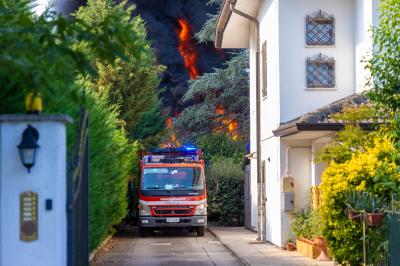 INCENDIO FABBRICA VETRORESINA MIGLIARINO