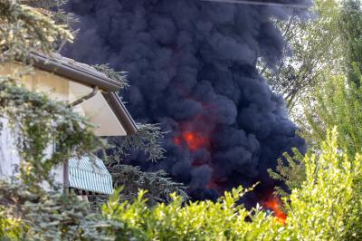 INCENDIO FABBRICA VETRORESINA MIGLIARINO