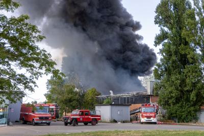 INCENDIO FABBRICA VETRORESINA MIGLIARINO