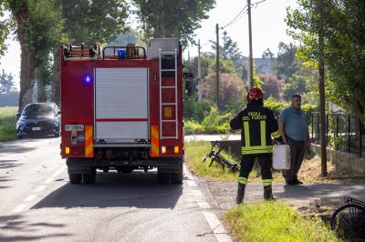 INCENDIO FABBRICA VETRORESINA MIGLIARINO