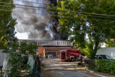 INCENDIO FABBRICA VETRORESINA MIGLIARINO