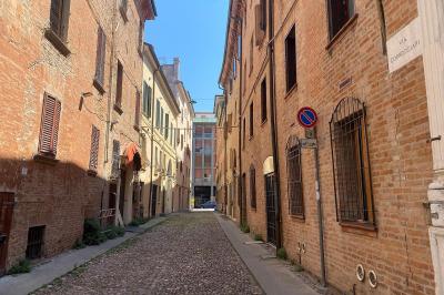 DEGRADO VIA CORREGGIARI FERRARA