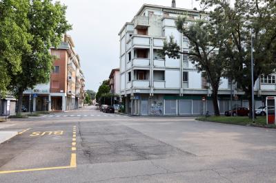 PIAZZALE DANTE FERRARA