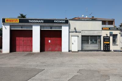 ATTIVITA' CHIUSE PER FERIE FERRARA