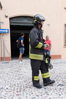 INCENDIO GARAGE VIA PAGLIA FERRARA