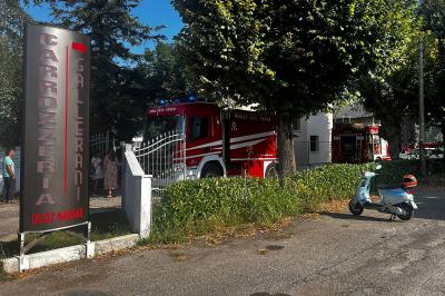 INCENDIO CARROZZERIA GALLERANI DOSSO