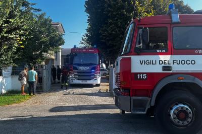 INCENDIO CARROZZERIA GALLERANI DOSSO