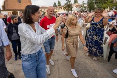 ELLY SCHLEIN FESTA UNITA' PONTELAGOSCURO