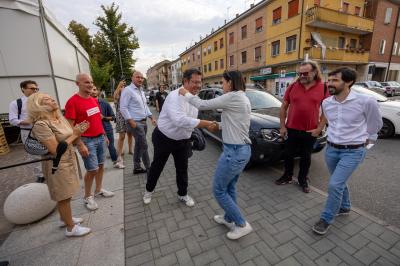 ELLY SCHLEIN FESTA UNITA' PONTELAGOSCURO