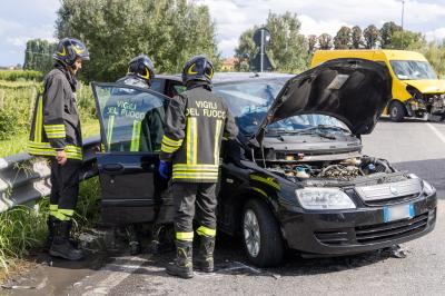 INCIDENTE AUTO VIA BOLOGNA UCCELLINO