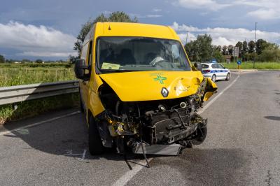 INCIDENTE AUTO VIA BOLOGNA UCCELLINO