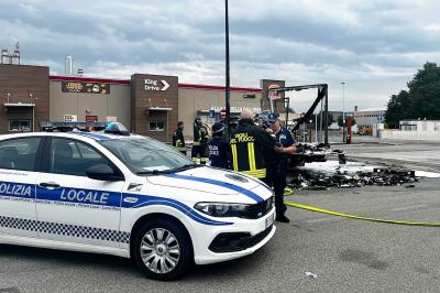 INCENDIO FURGONE VIA ERIDANO FERRARA