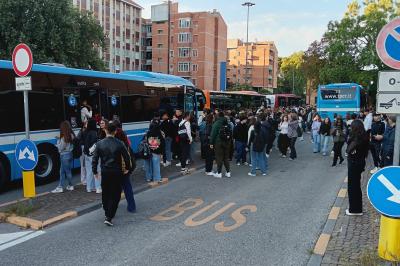 CORRIERE PIAZZALE STAZIONE