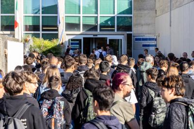 PRIMO GIORNO DI SCUOLA ITI COPERNICO