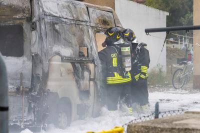 INCENDIO CAMPER COPPARO