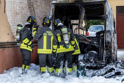 INCENDIO CAMPER COPPARO