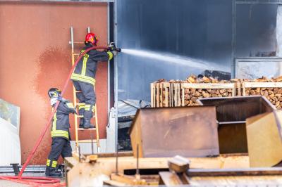 INCENDIO CAPANNONE SAN NICOLO'