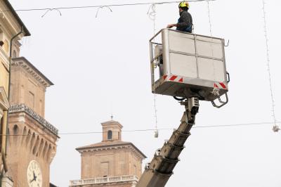 INSTALLAZIONE LUMINARIE DI NATALE