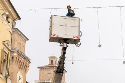 INSTALLAZIONE LUMINARIE DI NATALE